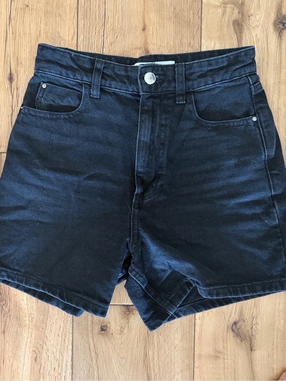 Zara Women’s Black Denim Shorts